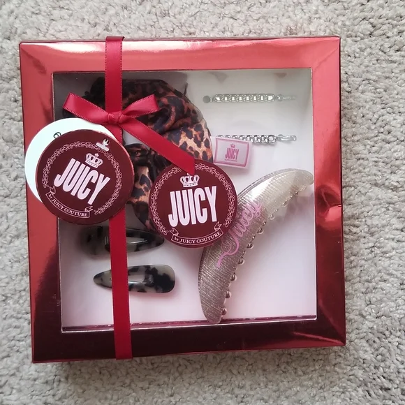Juicy Couture Hair Accessories Set - NWT Juicy Couture ( RT $28) 12-Pc Hair accessories Pink Gift Set  main image 4